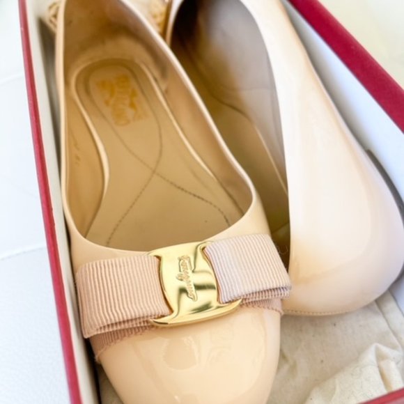 Salvatore Ferragamo Shoes - Salvatore Ferragamo Varina Flats